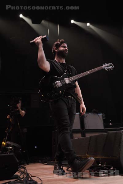 FOALS - 2019-03-12 - PARIS - Radio France (Studio 104) - Yannis Philippakis